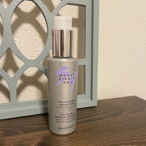 Monat {Thermal Protect} Styling Shield